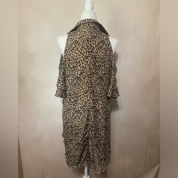 Umgee women's S animal print cold shoulder shirt dress w/ raw seam detail GUC - Picture 5 of 7